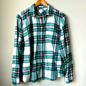 JCREW boy fit pink, green, and white plain love sleeve shirt size L